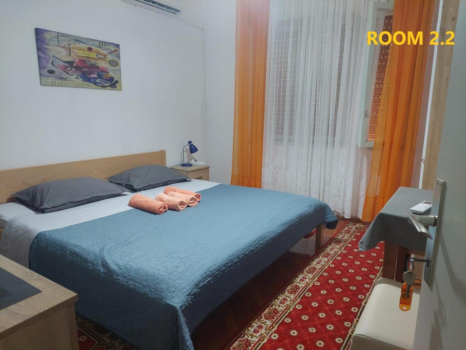 Guest House Lovric Porec Exterior photo
